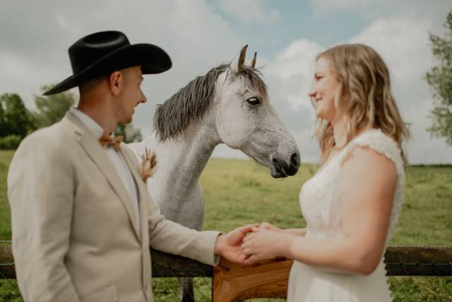 Couple avec cheval
