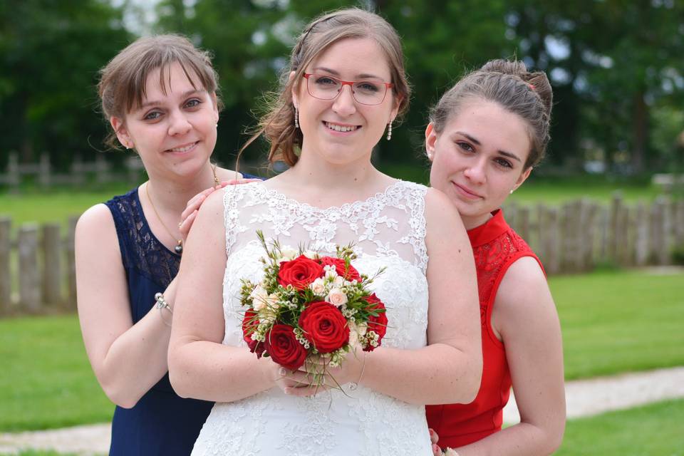 La mariée et ses soeurs