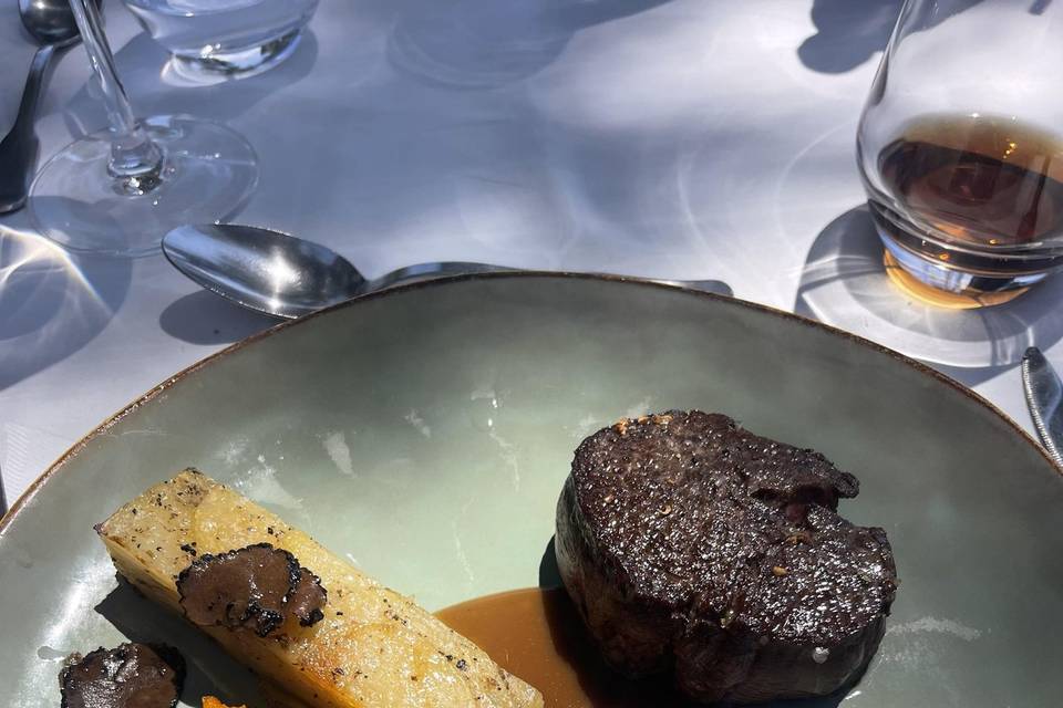 Plat cuisiné au foodtruck