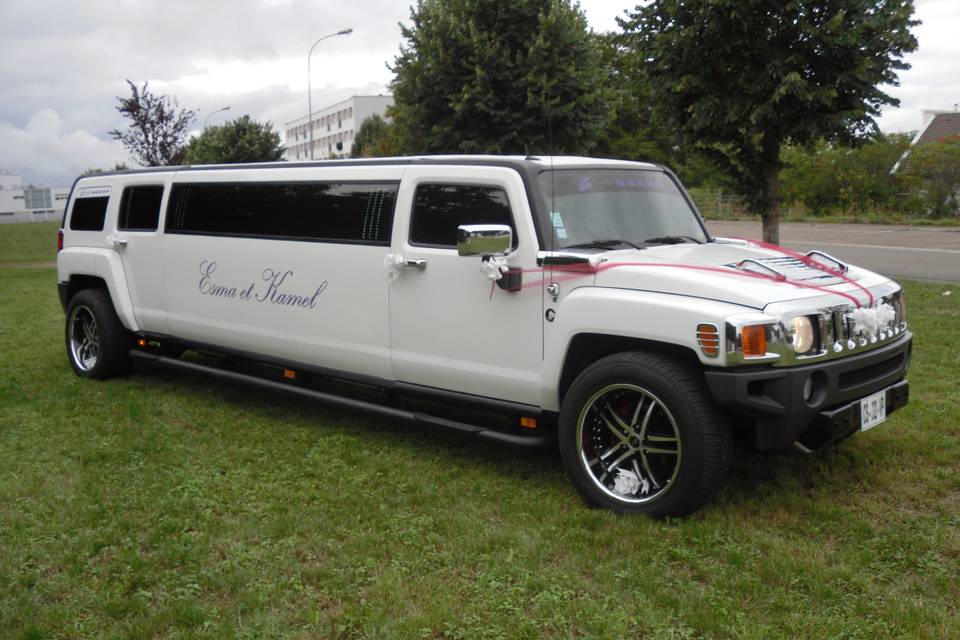 Hummer limousine