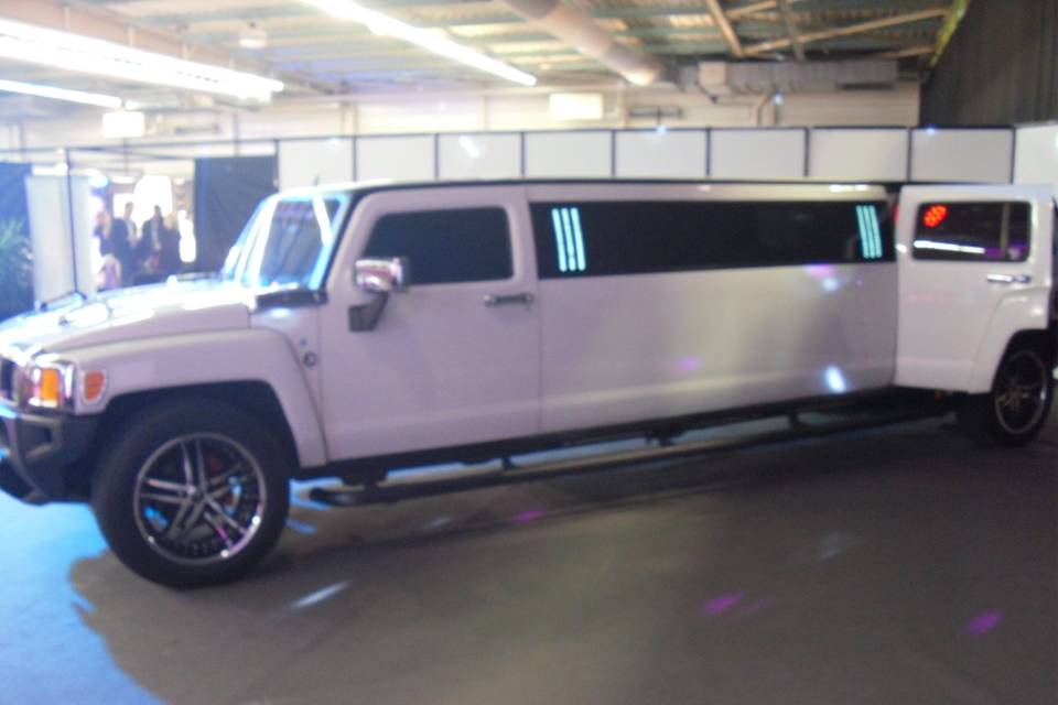 Hummer limousine