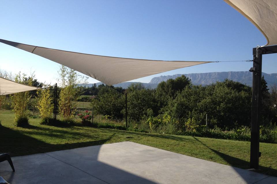 Terrasse  vue Ste Victoire