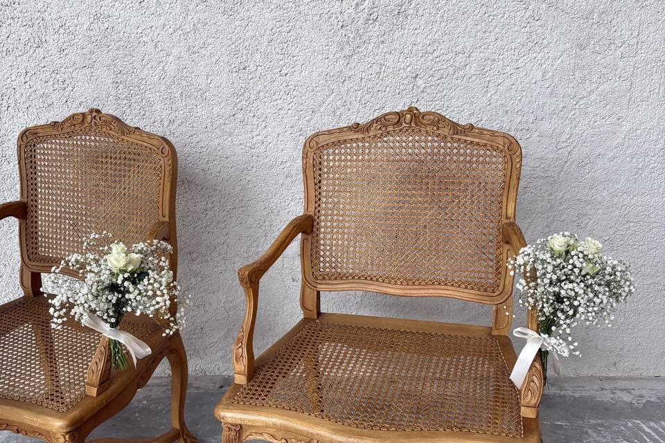 Décoration chaises des mariés