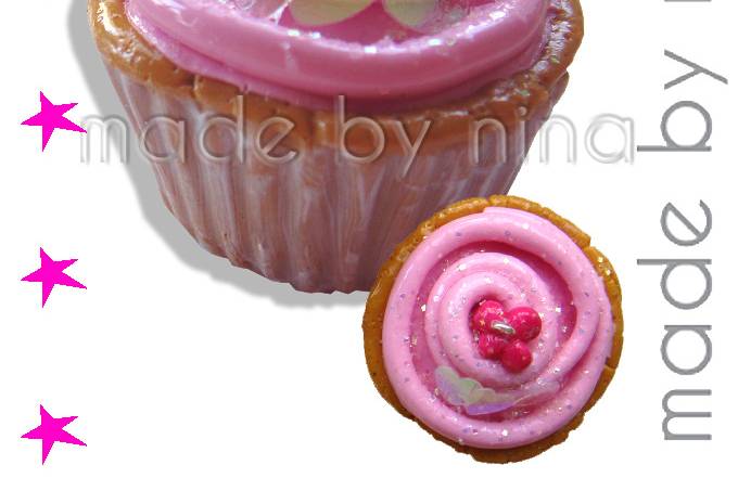 Pendentif cupcake, déclinable en bague, broche, epingle à cheveux, porte nom, ....