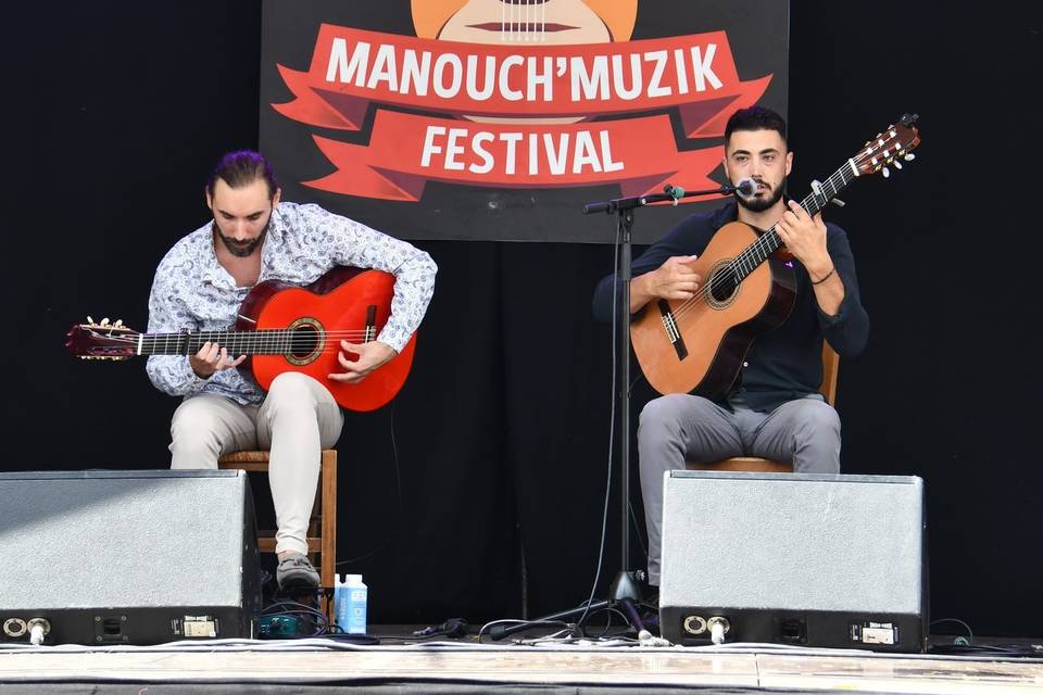 Vin d'honneur guitariste gipsy