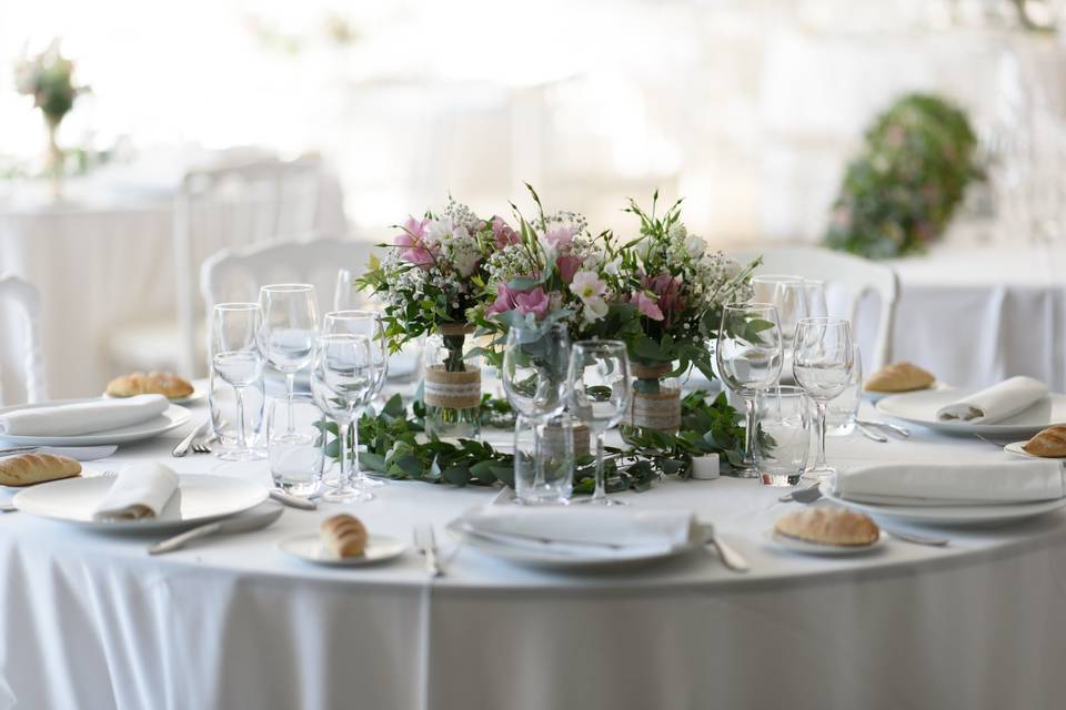 Mariage bouquet + capot voiture