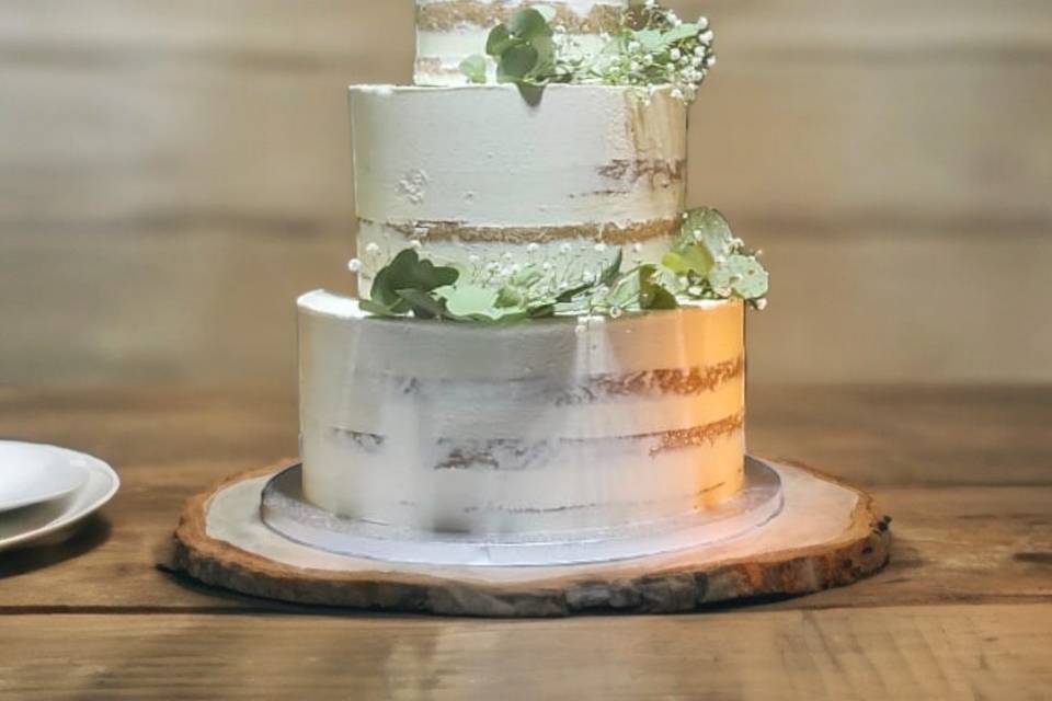 Naked cake