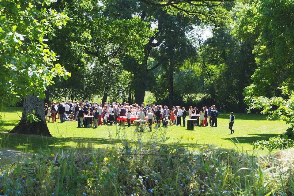 Cocktail dans le parc