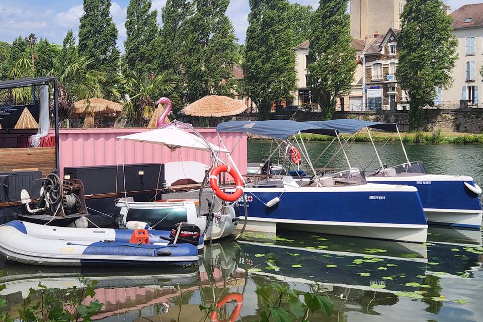 Petits bateaux électriques