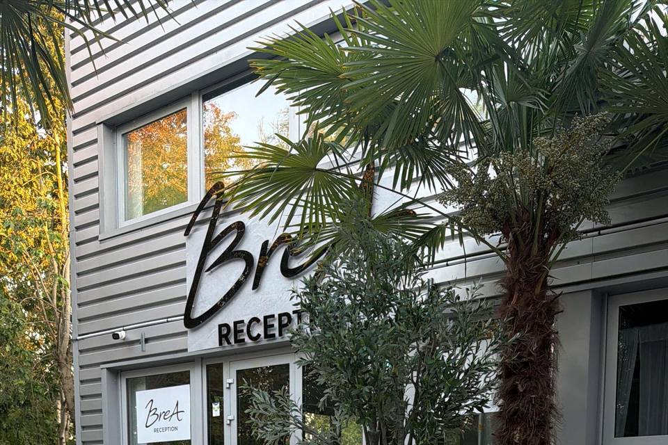 Brea reception
