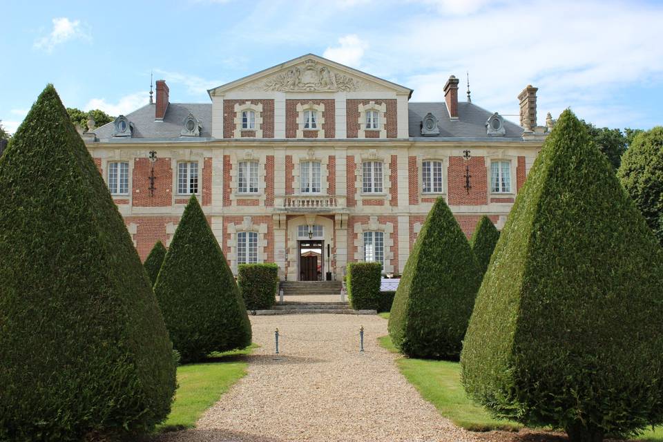 Chateau d'Angerville