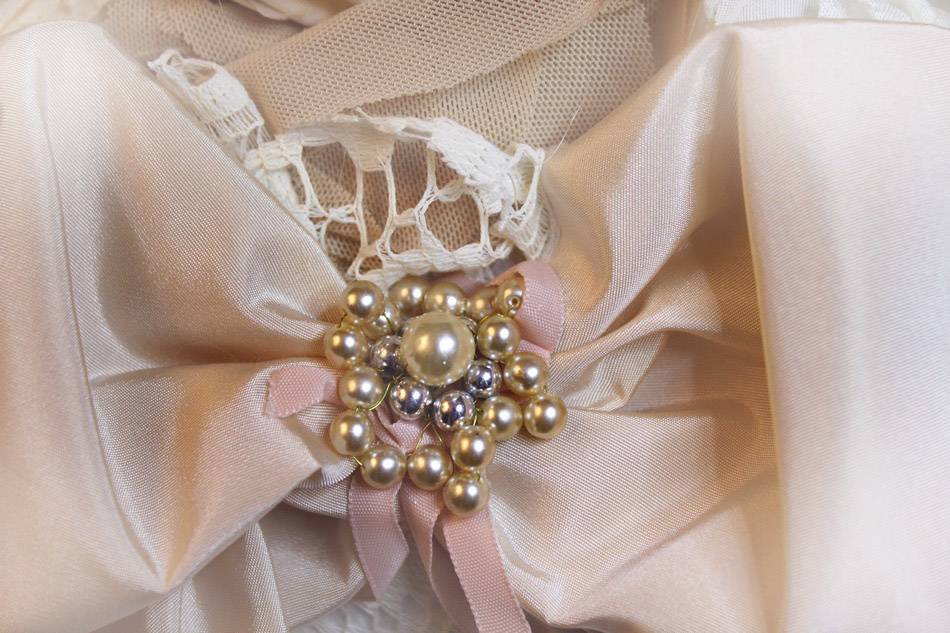 Bridal brooch bouquet