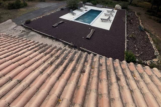 Piscine vue du ciel