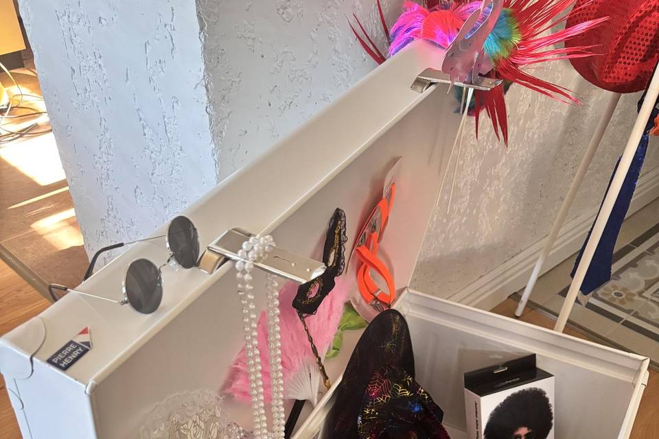 Malle d'accessoires fun