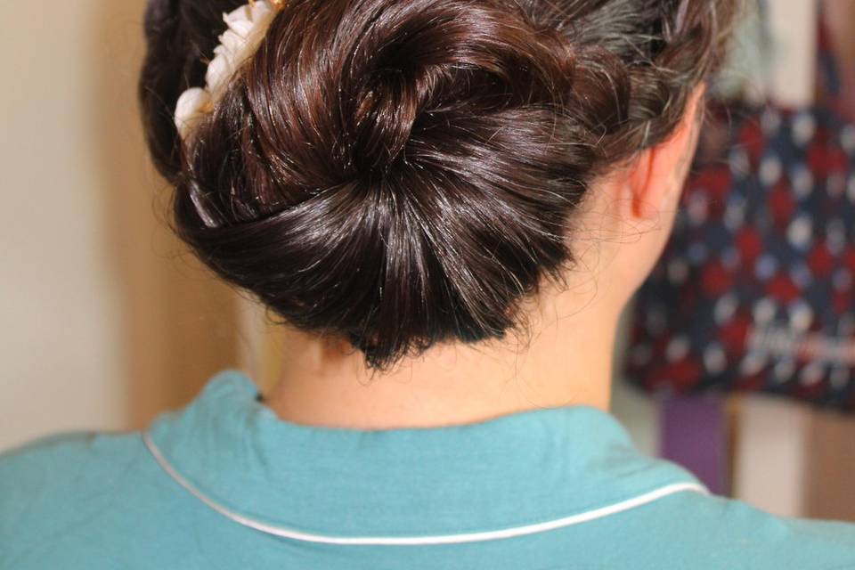 Chignon bas sur le côté