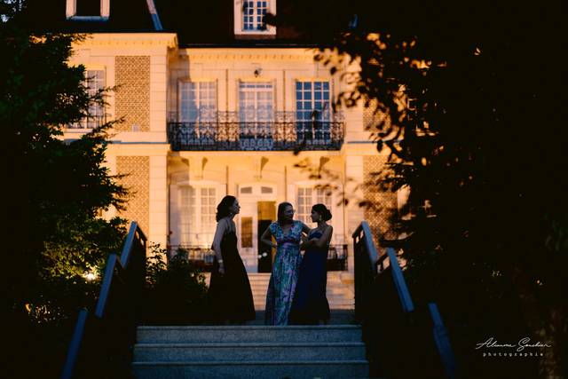 Château d'Avesnes de nuit