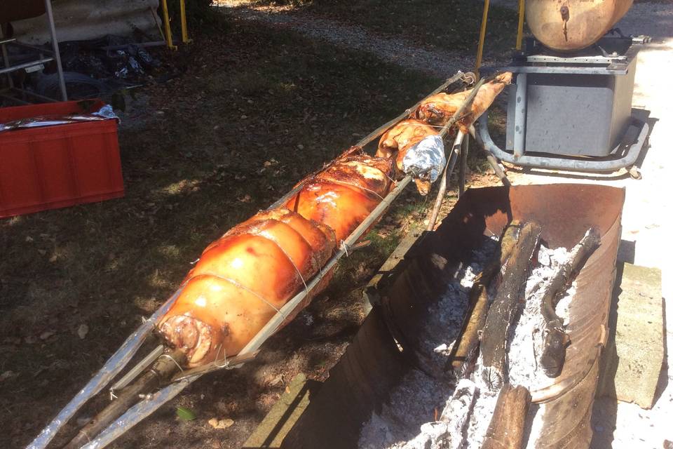 Porc et agneau à la broche