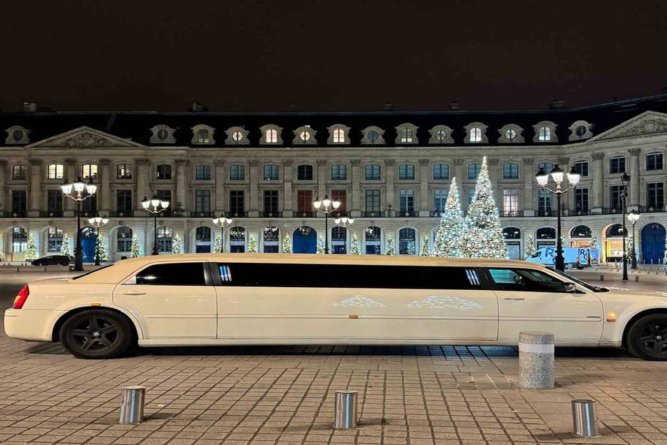 Paris Limousines By night