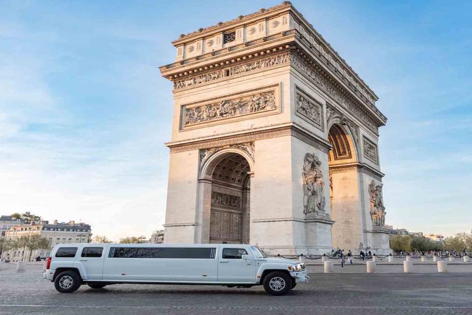 Paris Limousines Bateau Mouche