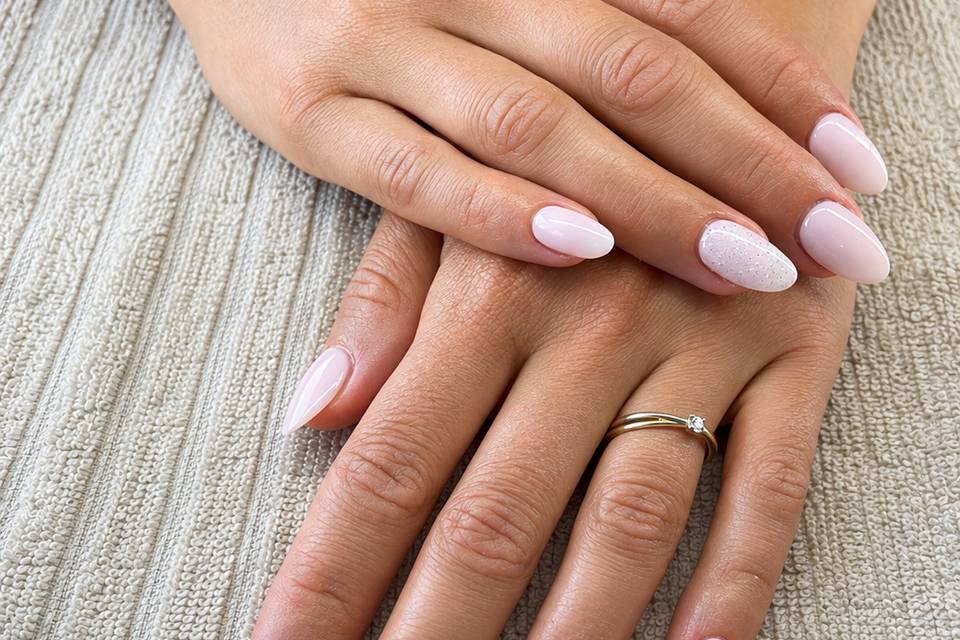 Ongle mariée