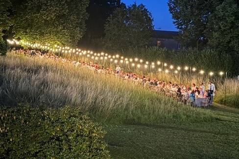 Diner dans le parc