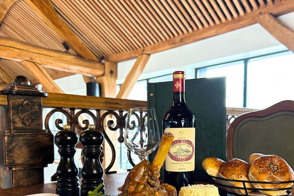Le Colombier Steakhouse