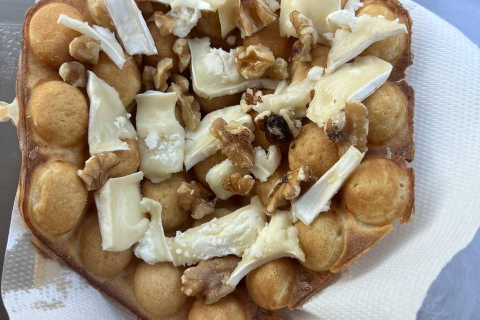 Chèvre miel avec éclat de noix