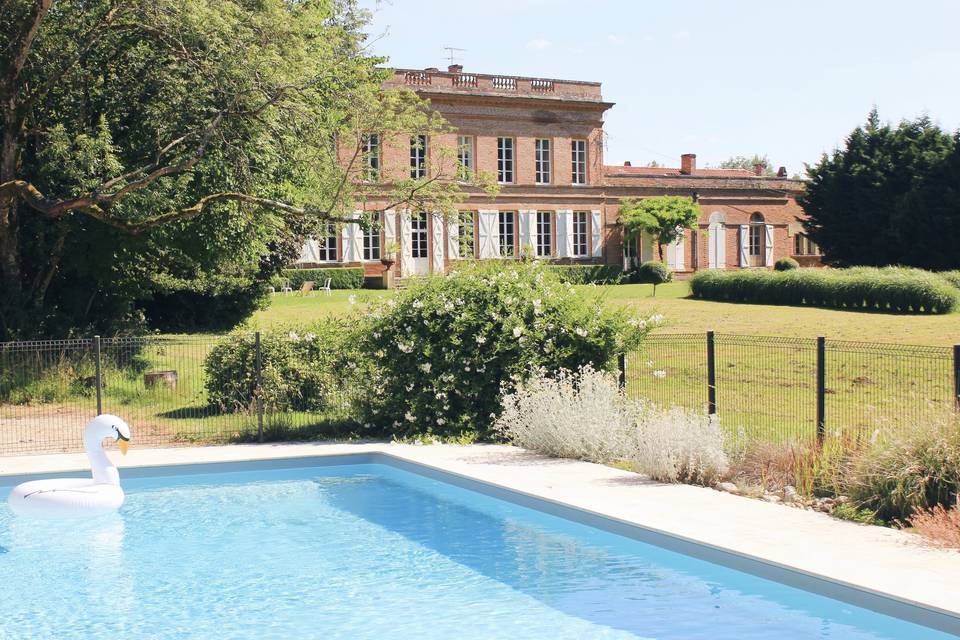 Piscine gîte manzana