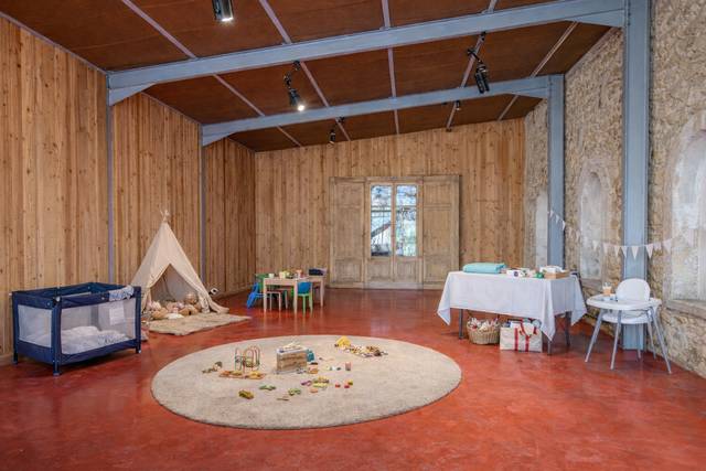 La Salle de petits artistes