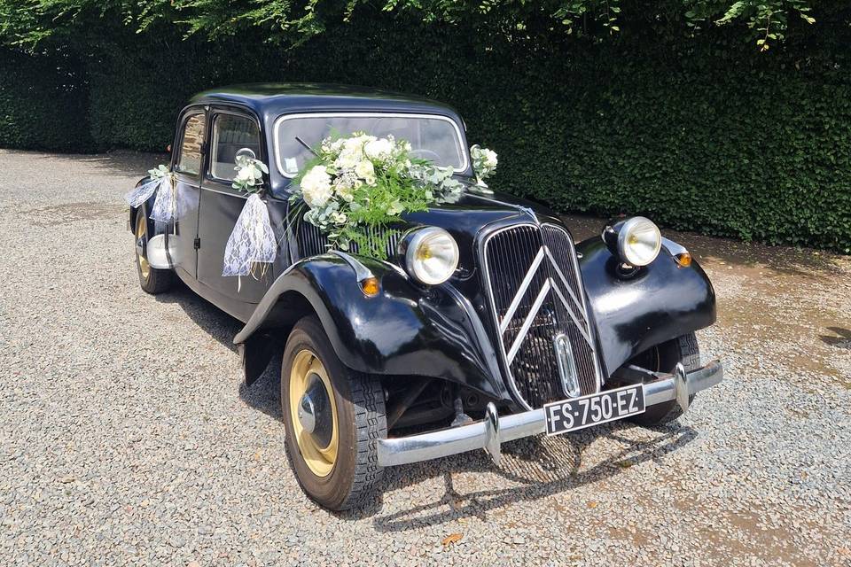 Voiture des mariés