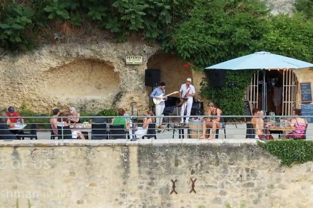 Les Grottes Ste Croix du Mont