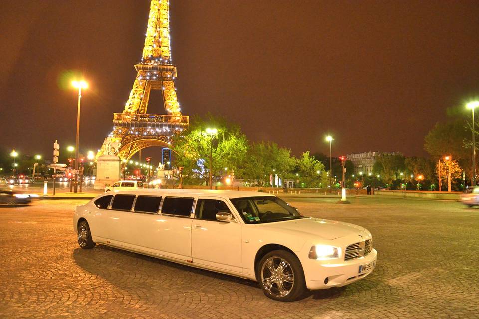 Limousine blanche