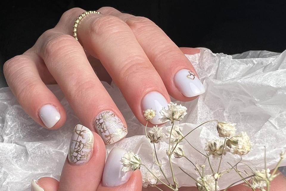 Manucure de la mariée