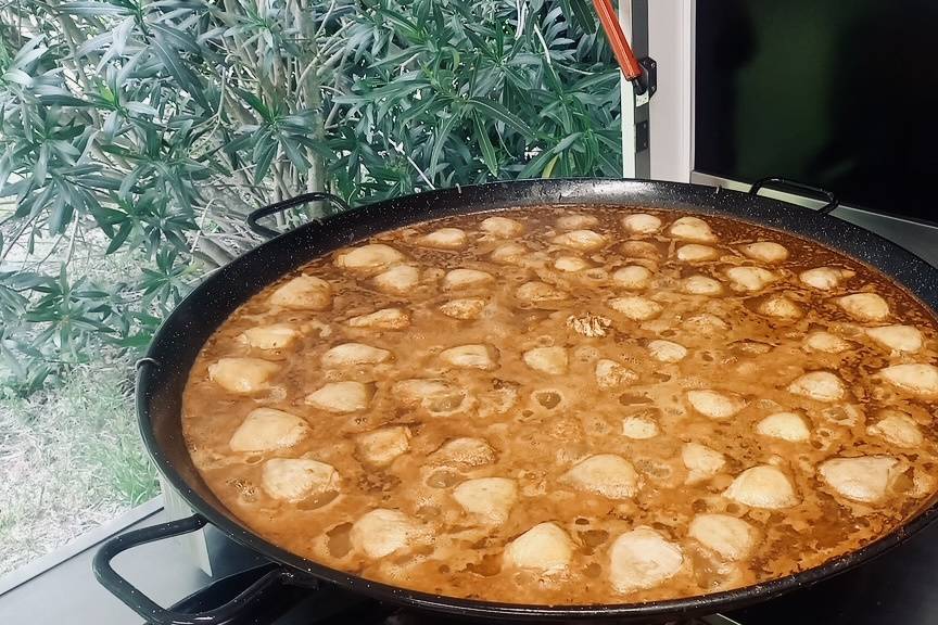 Poulet qui mijote