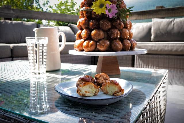 Croquembouche