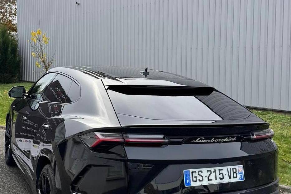 Lamborghini URUS