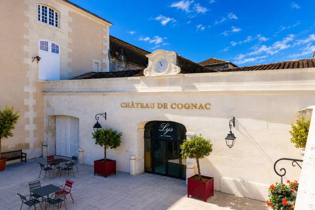 Cour d'Honneur