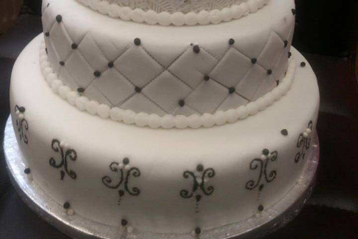 Wedding cake noir et blanc