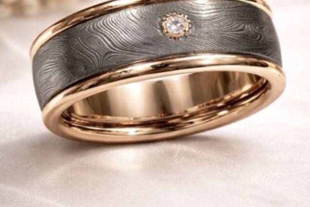 Damas avec or et diamant