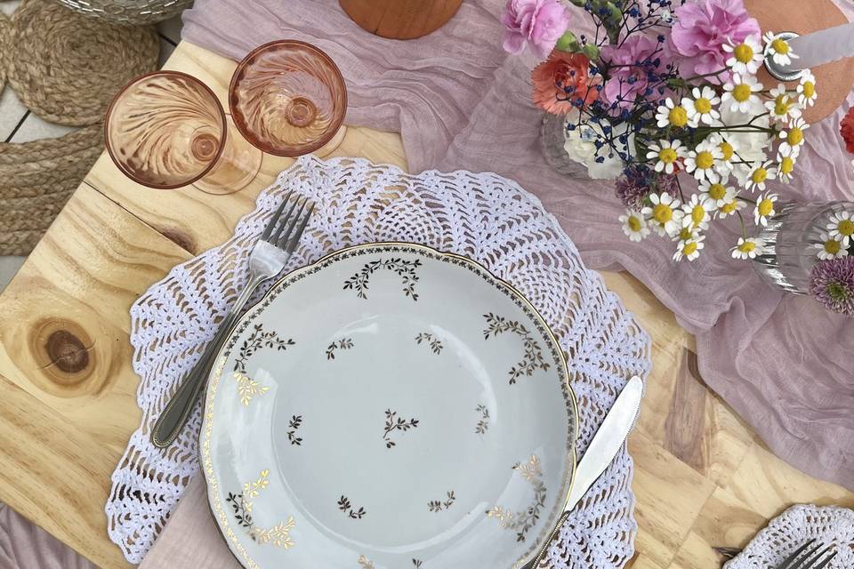 Table girly