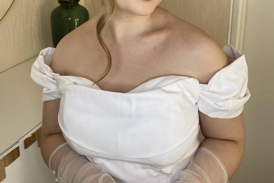 Glowwithanissa