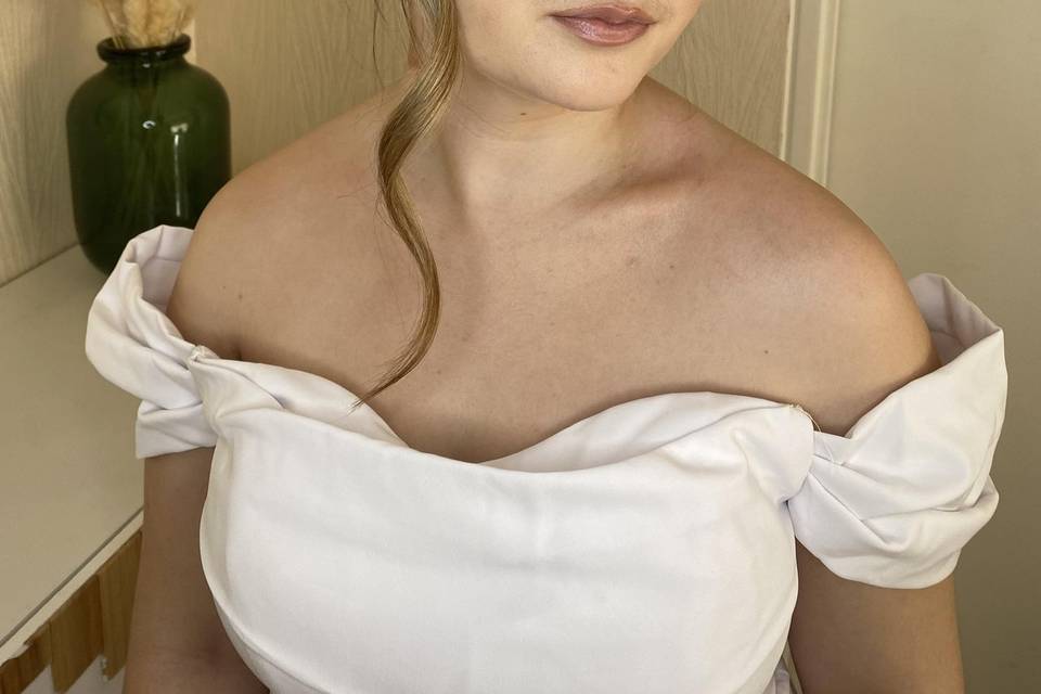 Glowwithanissa