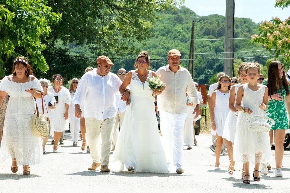 La mariée avec ses frères