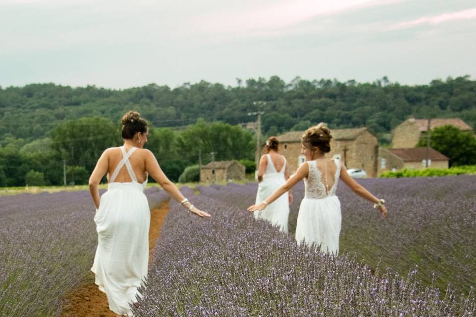 Les filles des mariés