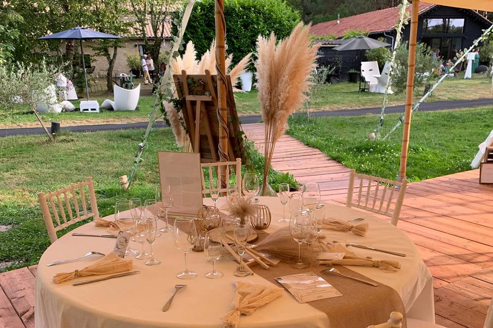 Une table
