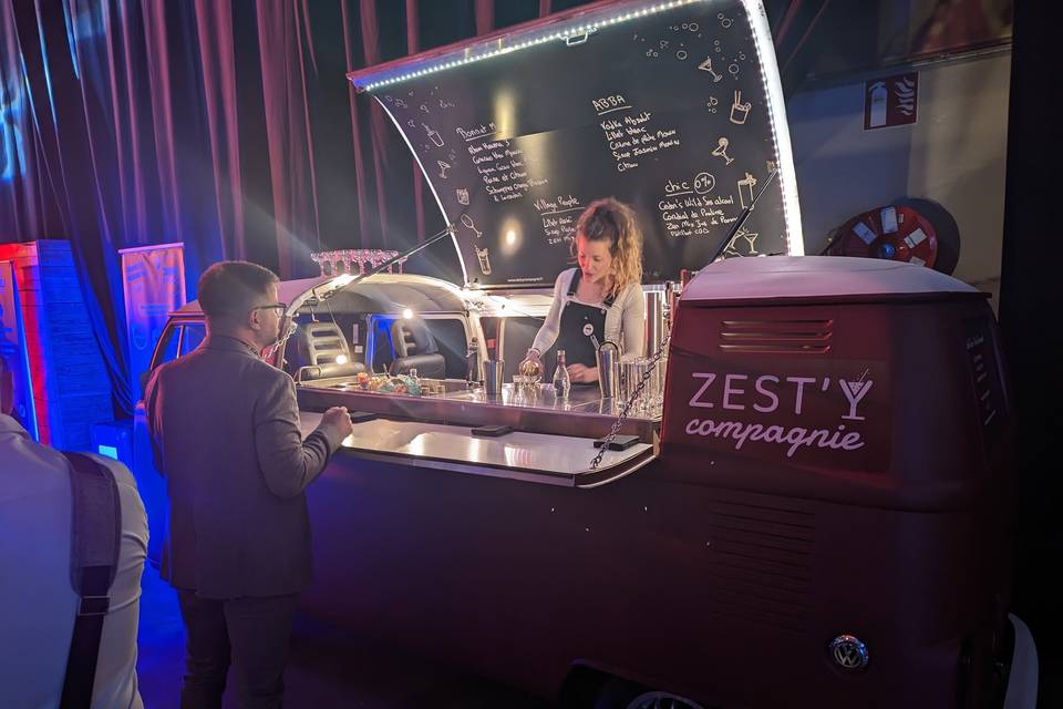 Cocktail truck by night