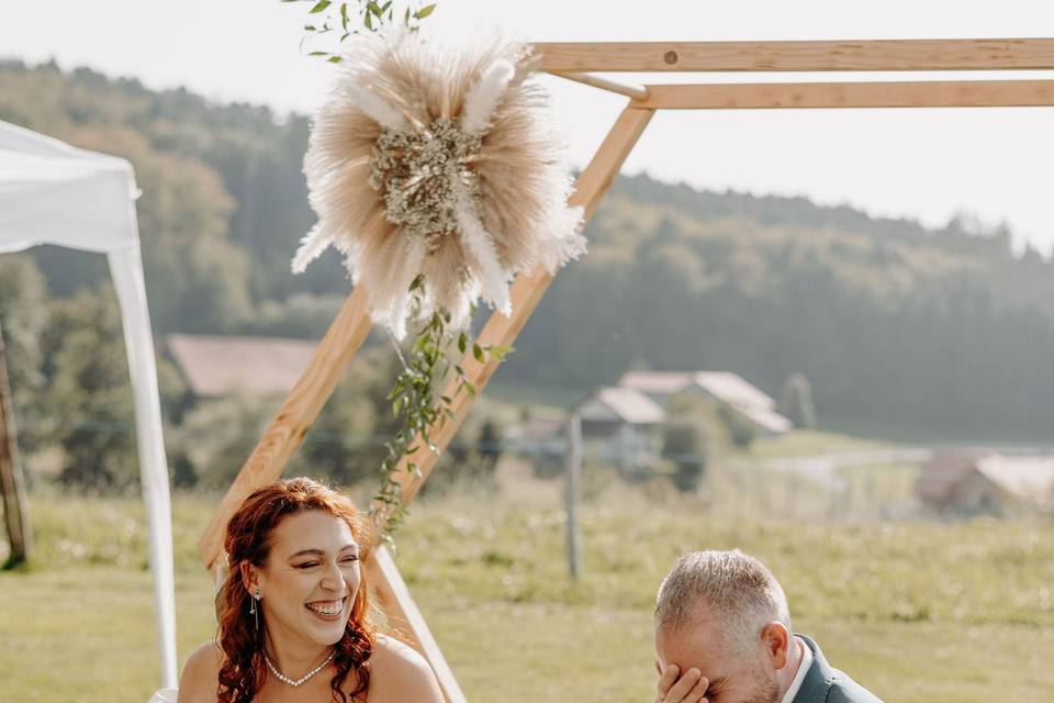 Couple cérémonie de mariage