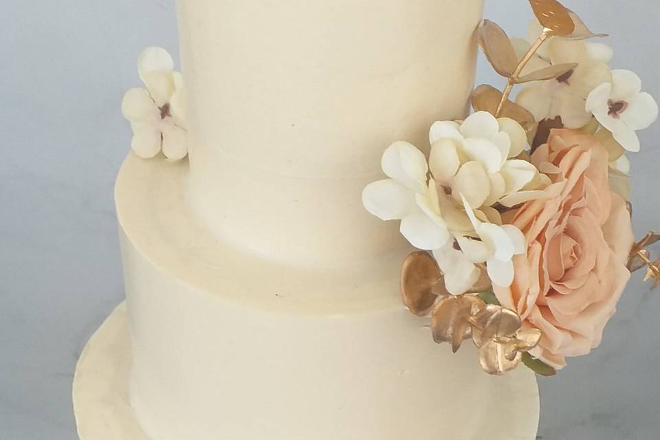 Wedding cake flower gold