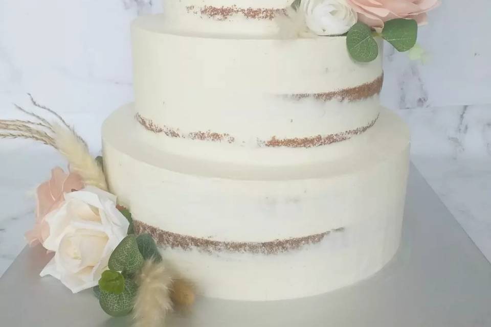 Nude cake