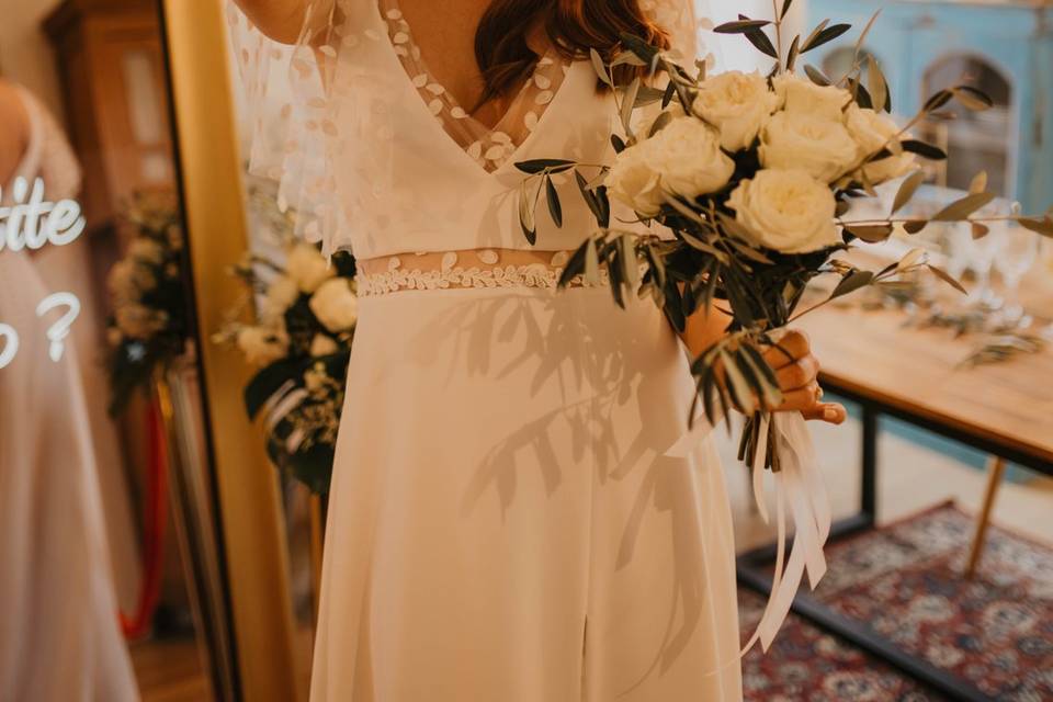 Mariée devant le miroir